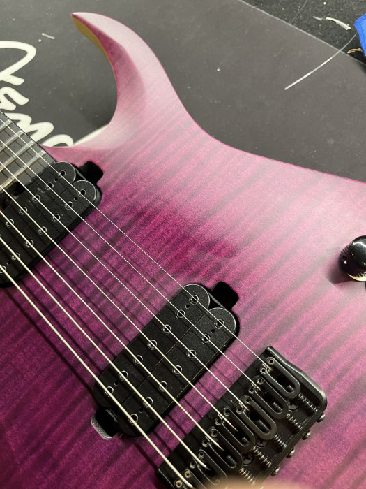 Hlavní obrázek Elektrické kytary SCHECTER John Browne Tao-7 - Satin Trans Purple C-Stock